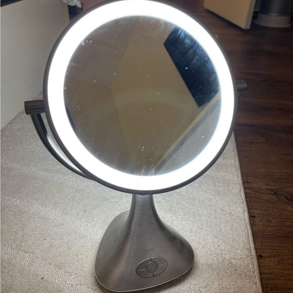 Ihome vanity mirror